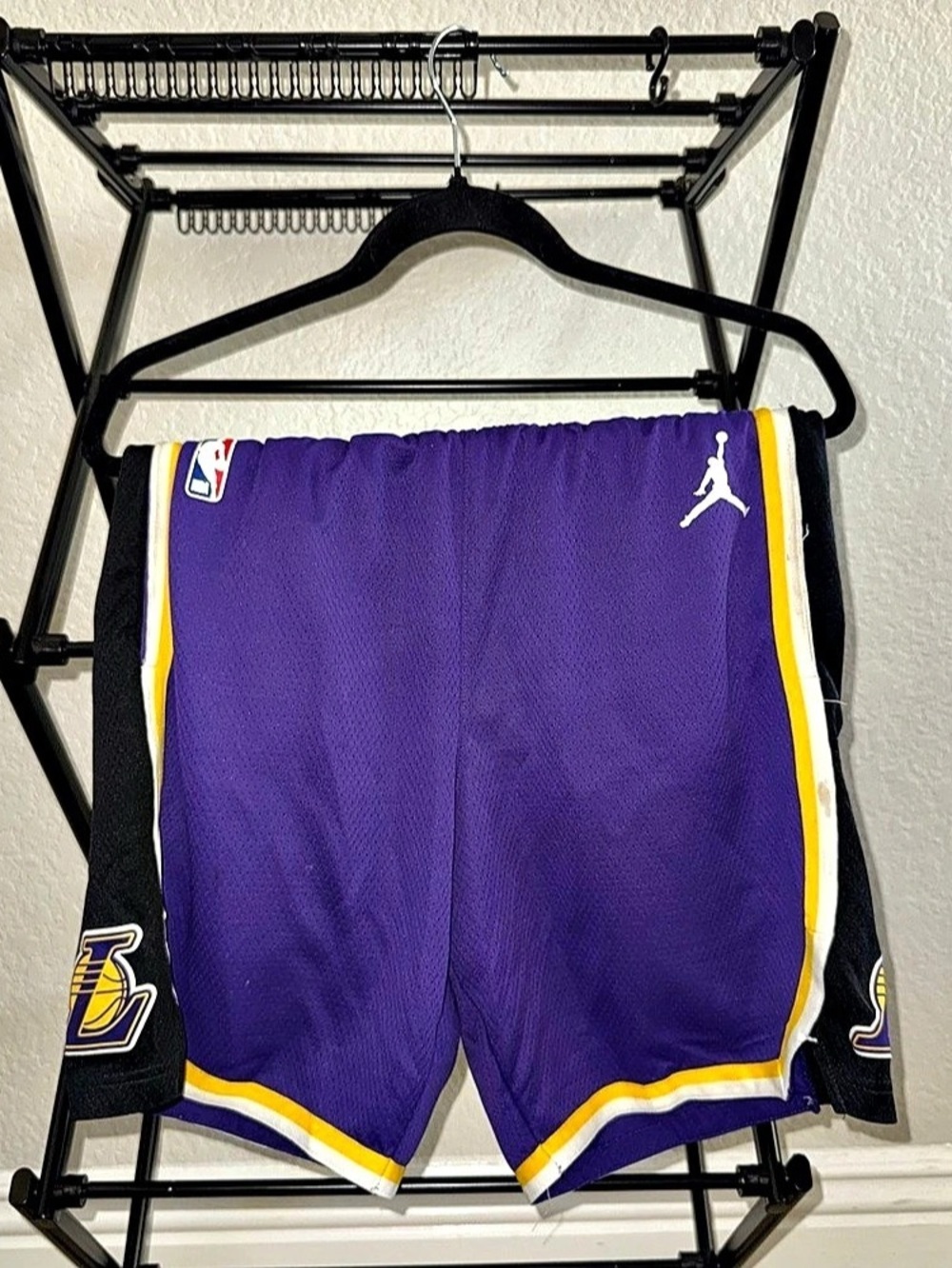 Jordan Nike Los Angeles Lakers Authentic NBA Basketball Shorts Mens Size 34 Purp